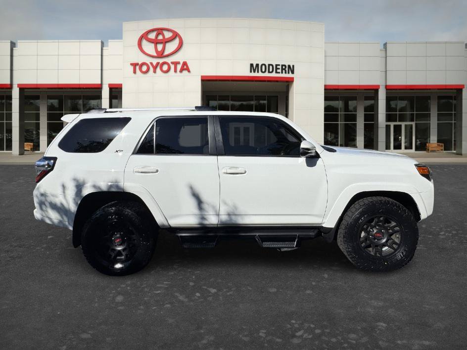 Certified 2024 Toyota 4Runner SR5 Premium w/ Moonroof Package AWD/4WD image 4
