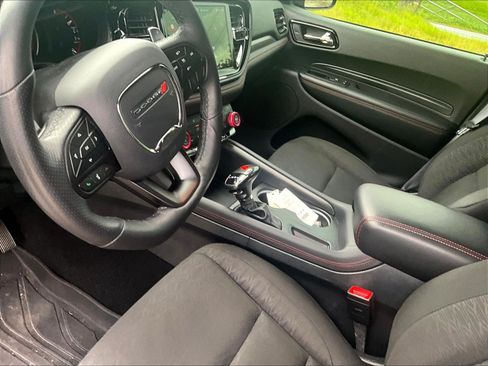 Used 2025 Dodge Durango GT w/ Blacktop Package AWD/4WD image 21