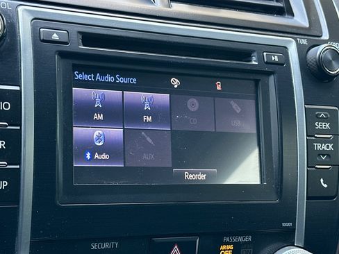 Used 2014 Toyota Camry SE w/ Fleet Convenience Package FWD image 20