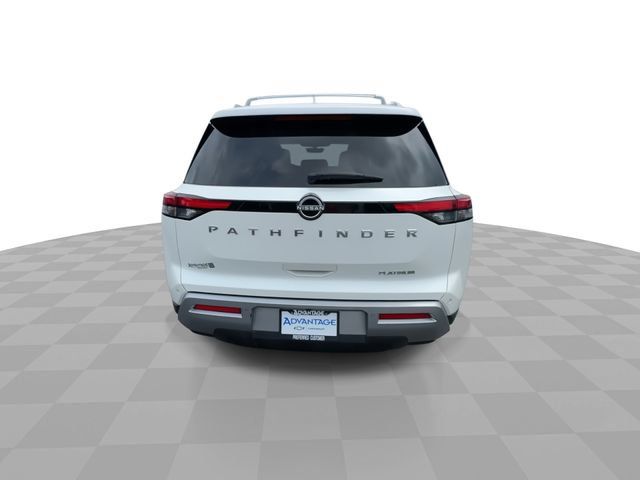 Used 2024 Nissan Pathfinder Platinum w/ Cargo Package FWD image 7