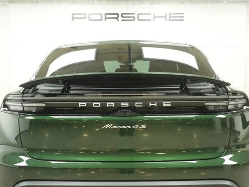 New 2026 Porsche Macan 4S Electric AWD/4WD image 37