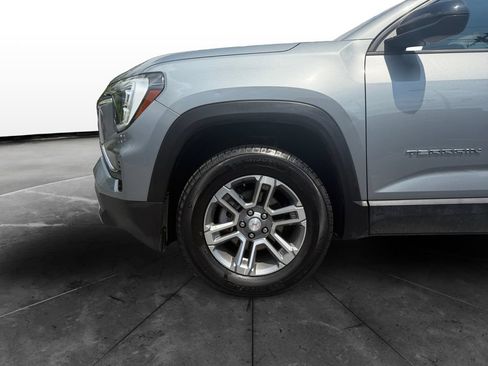 Used 2025 GMC Terrain Elevation AWD/4WD image 14