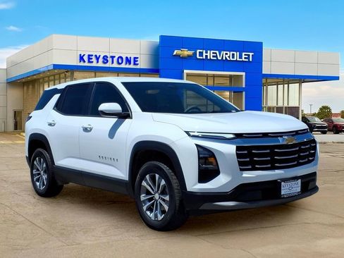 Used 2026 Chevrolet Equinox LT AWD/4WD image 1