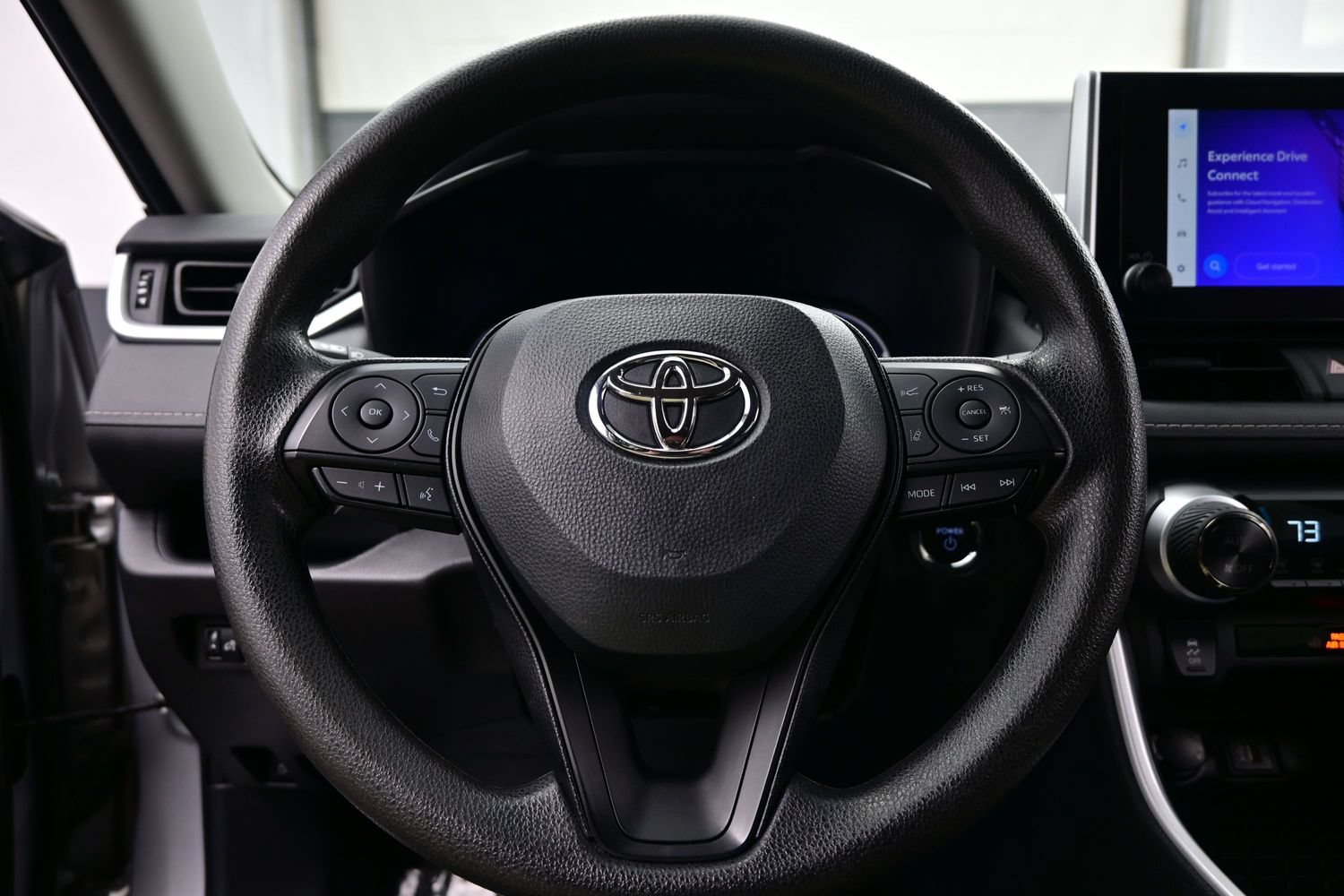 Used 2025 Toyota RAV4 XLE AWD/4WD image 23
