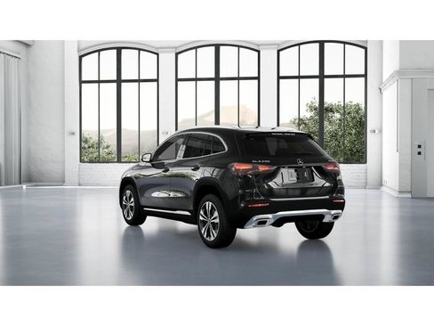 New 2026 Mercedes-Benz GLA 250 4MATIC image 28