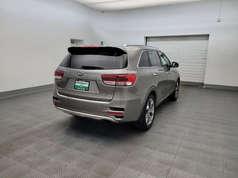 Used 2016 Kia Sorento SX FWD image 9