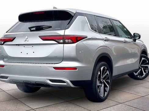 Used 2022 Mitsubishi Outlander SE AWD/4WD image 12