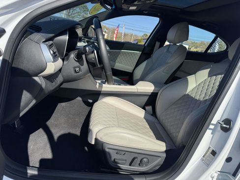 Used 2023 Genesis G70 3.3T w/ Sport Prestige Package AWD/4WD image 20