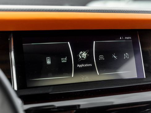 Used 2022 Rolls-Royce Phantom Extended Wheelbase image 37