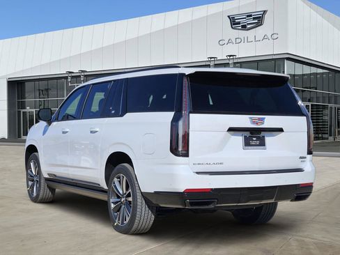 New 2026 Cadillac Escalade ESV Sport w/ Touring Package image 4