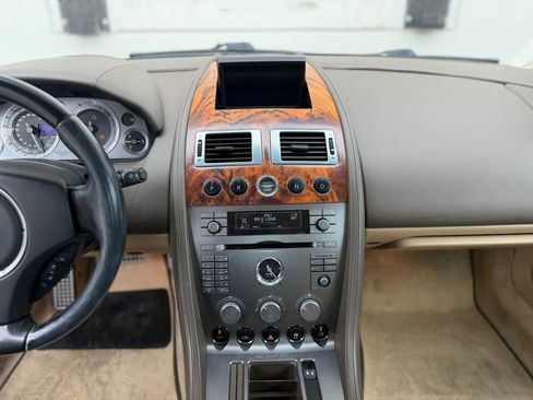 Used 2007 Aston Martin DB9 Coupe RWD image 17