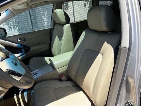 Used 2010 Nissan Murano SL w/ Leather Pkg AWD/4WD image 18
