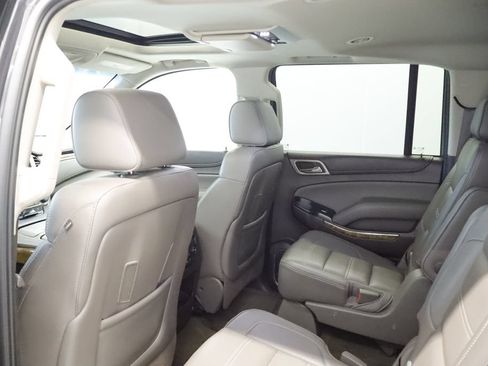 Used 2016 GMC Yukon XL Denali w/ Open Road Package AWD/4WD image 19