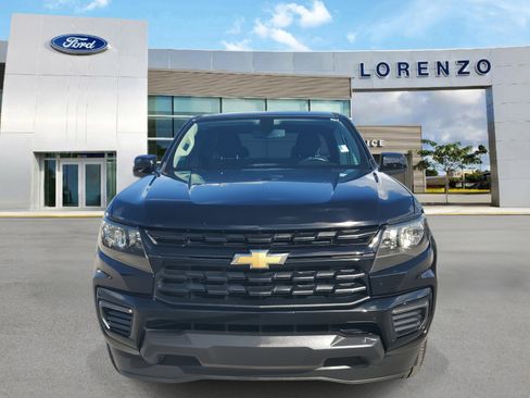Used 2022 Chevrolet Colorado LT image 2