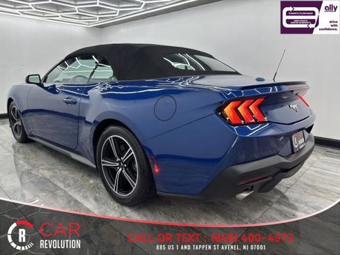 Used 2024 Ford Mustang Premium RWD image 4