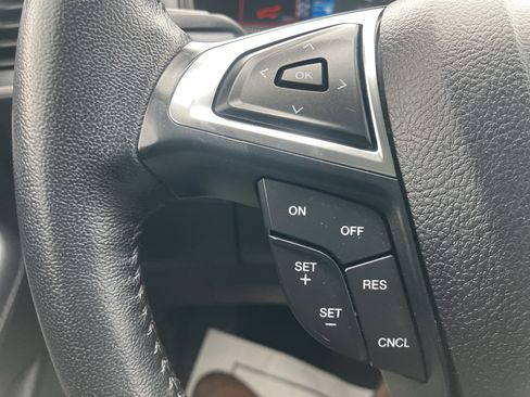 Certified 2024 Ford Edge SEL image 19