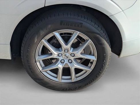 Used 2019 Volvo XC60 T5 Momentum FWD image 10
