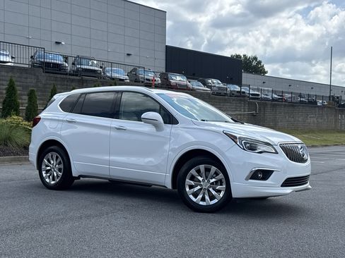 Used 2017 Buick Envision Essence FWD image 2