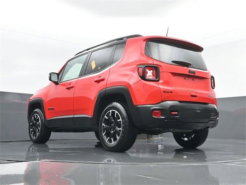 Used 2023 Jeep Renegade Trailhawk image 25