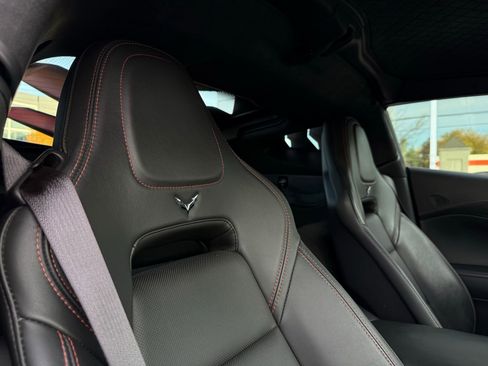 Used 2017 Chevrolet Corvette Stingray Coupe image 24