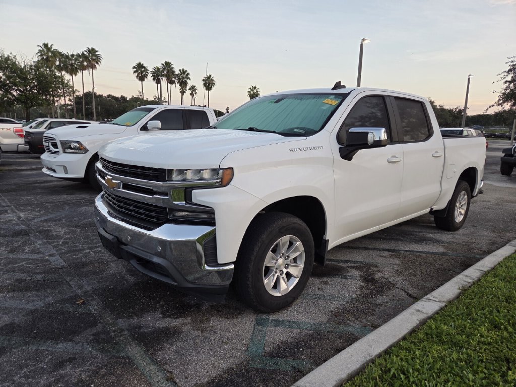 Used 2020 Chevrolet Silverado 1500 LT w/ Convenience Package RWD image 3