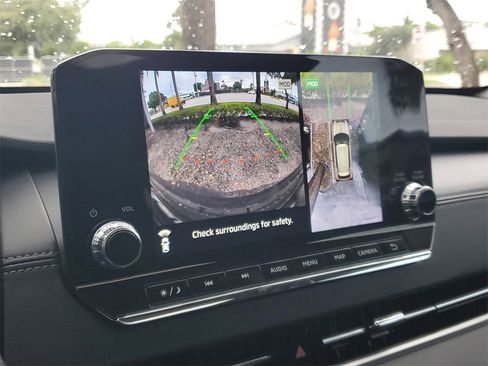 New 2025 Mitsubishi Outlander SE image 26