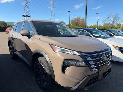 Used 2025 Nissan Rogue SV