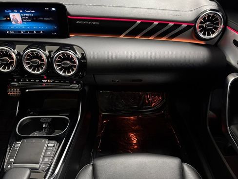 Used 2023 Mercedes-Benz CLA 35 AMG 4MATIC image 28