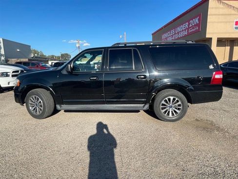 Used 2017 Ford Expedition EL XLT image 5