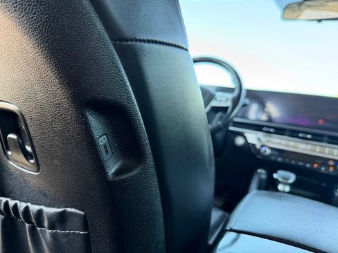 Used 2023 Kia Telluride S w/ S Sunroof Package AWD/4WD image 33