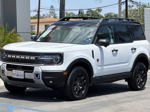 Used 2025 Ford Bronco Sport Badlands w/ Badlands Tech Package AWD/4WD image 9