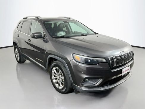 Used 2020 Jeep Cherokee Latitude Plus FWD image 4