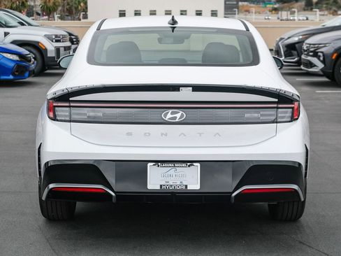 New 2025 Hyundai Sonata SEL image 5