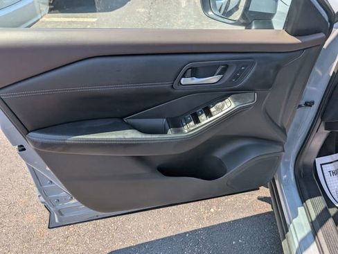 Certified 2023 Nissan Rogue SL AWD/4WD image 14