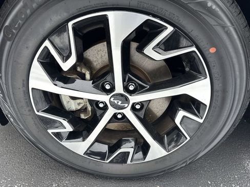 Used 2023 Kia Sportage EX image 12