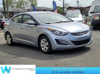 Used 2016 Hyundai Elantra SE image 1