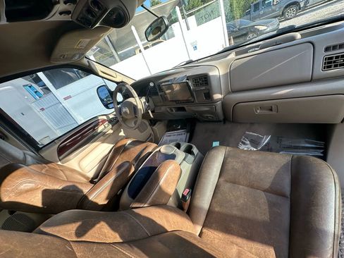 Used 2003 Ford Excursion Limited RWD image 9