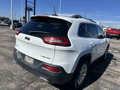 Used 2014 Jeep Cherokee Limited w/ Technology Group AWD/4WD image 5