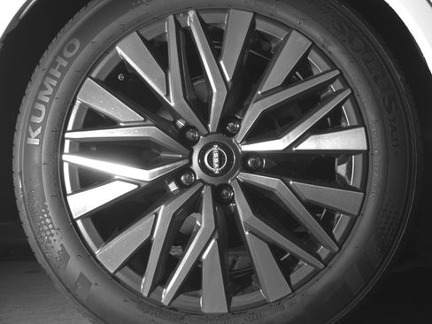 Used 2025 Nissan Altima 2.5 SV image 15