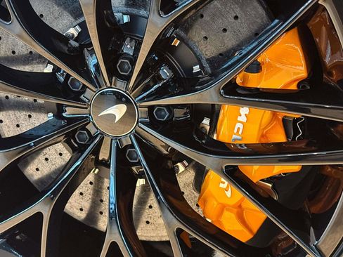 New 2026 McLaren GTS image 9