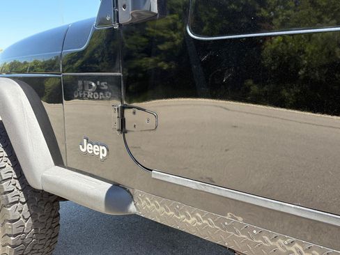 Used 2004 Jeep Wrangler 4WD image 30