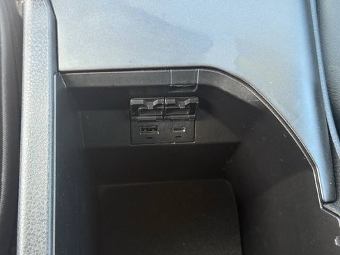 Used 2023 Toyota Camry SE FWD image 29