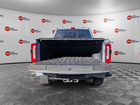 Used 2025 Ford F250 Platinum image 30