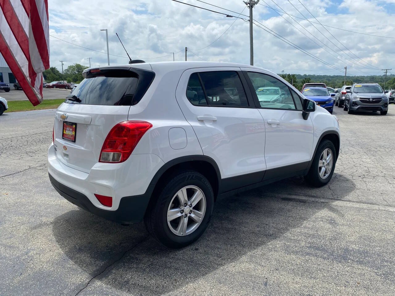 Used 2020 Chevrolet Trax LS w/ Tint and Cruise Package AWD/4WD image 5