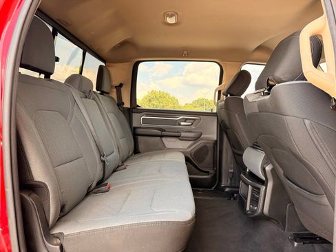Used 2019 RAM 1500 Big Horn RWD image 27