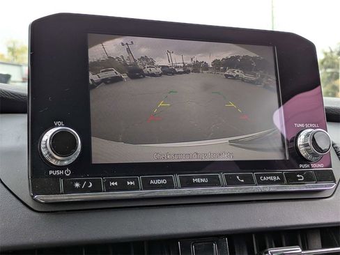 Used 2022 Mitsubishi Outlander ES image 20