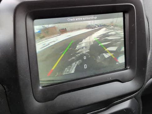 Used 2019 Jeep Renegade Trailhawk w/ LED Lighting Group image 29