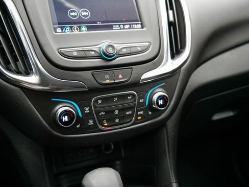 Used 2024 Chevrolet Equinox LT w/ LPO, Floor Liner Package image 29