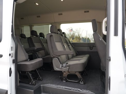 Used 2023 Ford Transit 350 XLT RWD image 22