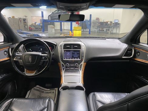 Used 2019 Lincoln Nautilus Select w/ Class II Trailer Tow Package image 37